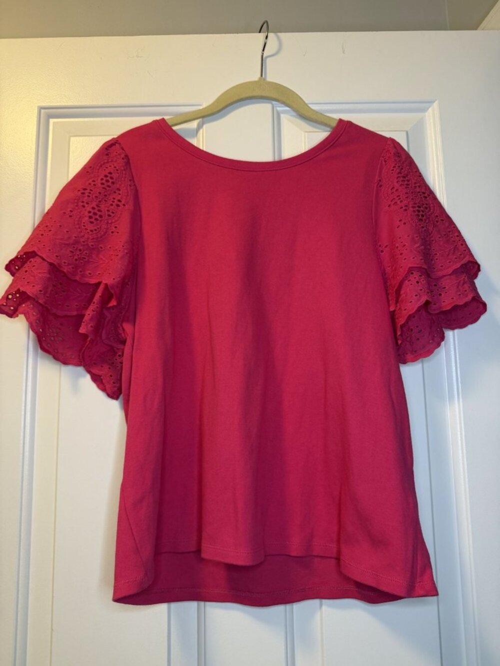Liverpool Los Angeles Pink Eyelet Flutter-Sleeve Tee Size L